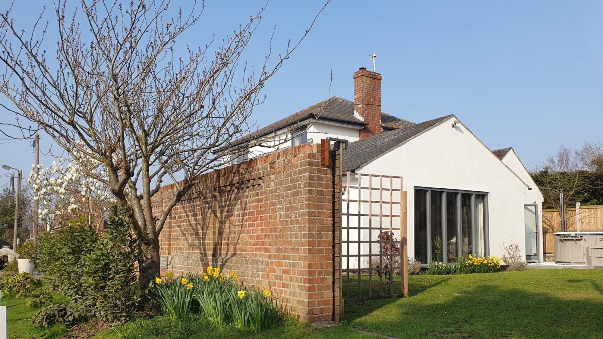 Island Retreat With Hottub Villa West Mersea Buitenkant foto